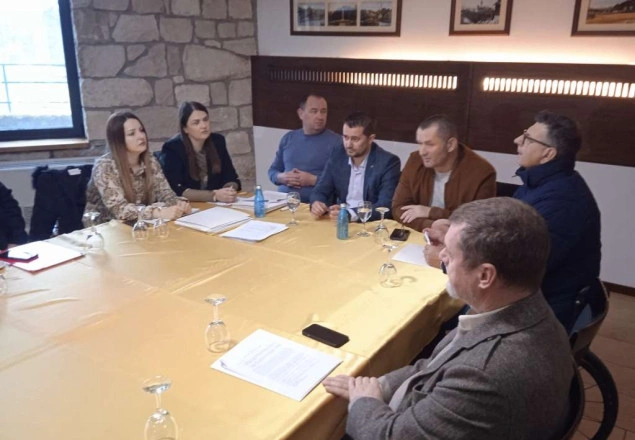 Vlada USK: Potpisani ugovori za grant u sportu, skoro milion KM klubovima Vlada USK: Potpisani ugovori za grant u sportu, skoro milion KM klubovima