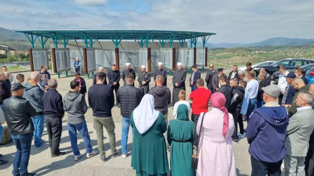 Danas kolektivna dženaza u Vlasenici: Konačan smiraj za šest žrtava na Šehidskom mezarju Rakita