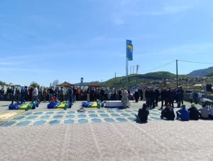 U Vlasenici klanjana dženaza za šest žrtava agresije na BiH: Opomena i poziv na istinu i pravdu