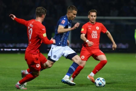 Derbi bez pobjednika: Željezničar i Velež podijelili bodove na Grbavici