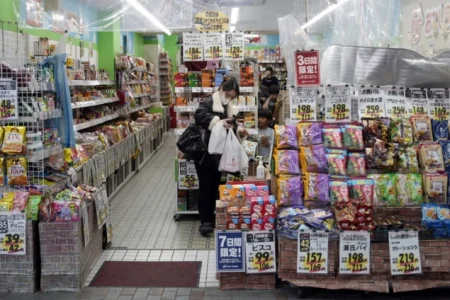 Sramota za Japan: Premijerka želi ukinuti porez, ali fiskalne kase to ne podržavaju Sramota za Japan: Premijerka želi ukinuti porez, ali fiskalne kase to ne podržavaju