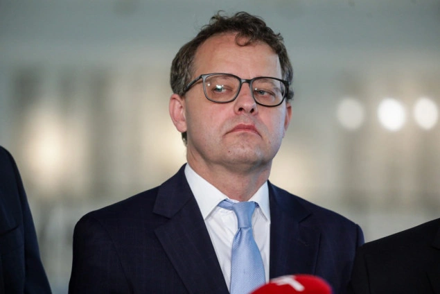 Odbjegli poljski političar optužen za korupciju viđen u Srbiji i Hrvatskoj Odbjegli poljski političar optužen za korupciju viđen u Srbiji i Hrvatskoj