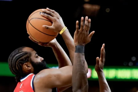 Cleveland nakon pobjede u produžetku do meč-lopte protiv Detroita Cleveland nakon pobjede u produžetku do meč-lopte protiv Detroita