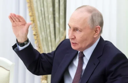 Putin jednoglasno proglasio prekid vatre s Ukrajinom 8. i 9. maja