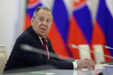 Lavrov: Ništa se ne dešava u odnosima Rusije i SAD-a uprkos Trumpovim signalima