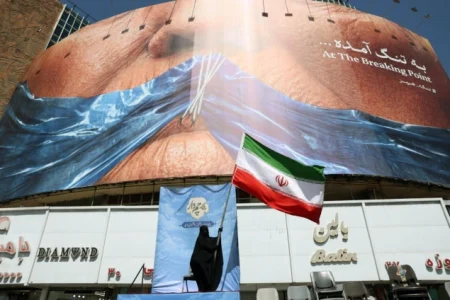 Iran proširio definiciju Hormuškog moreuza na široku operativnu zonu