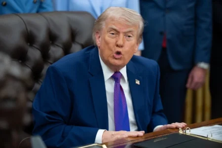 Trump tvrdi da je primirje s Iranom na aparatima; odgovor Teherana nazvao smećem