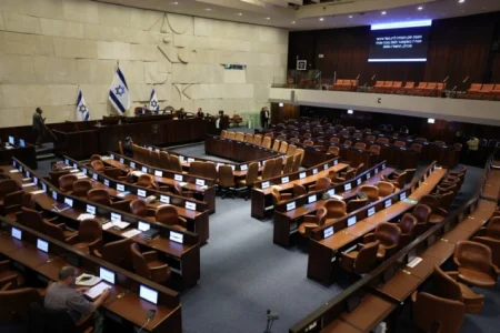 Knesset na korak od raspuštanja, Izrael bi mogao ići na prijevremene izbore Knesset na korak od raspuštanja, Izrael bi mogao ići na prijevremene izbore