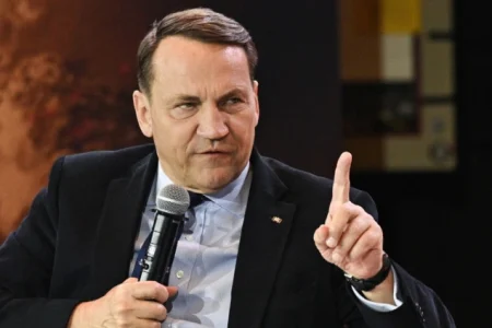 Poljska zabranjuje ulazak u zemlju izraelskom ministru koji se rugao uhapšenim humanitarcima Poljska zabranjuje ulazak u zemlju izraelskom ministru koji se rugao uhapšenim humanitarcima