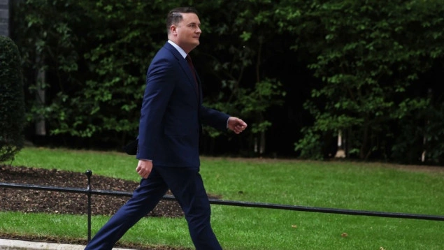 Sastanak koji je trajao 17 minuta: Streeting napustio Downing Street usred političke drame Sastanak koji je trajao 17 minuta: Streeting napustio Downing Street usred političke drame