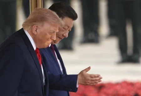Trump tvrdi da se Xi složio da Iran mora ponovo otvoriti Hormuški moreuz Trump tvrdi da se Xi složio da Iran mora ponovo otvoriti Hormuški moreuz