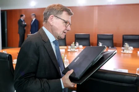Wadephul: Evropljani moraju biti za pregovaračkim stolom između Ukrajine i Rusije Wadephul: Evropljani moraju biti za pregovaračkim stolom između Ukrajine i Rusije