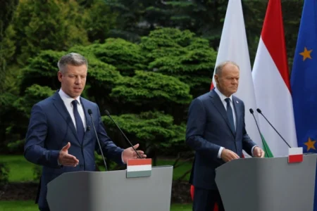 Tusk i Magyar: Države Evropske unije imaju pravo suvereno odlučivati o kupovini energenata Tusk i Magyar: Države Evropske unije imaju pravo suvereno odlučivati o kupovini energenata