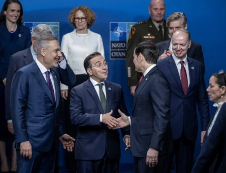 Španski šef diplomatije ismijao američke prijetnje izbacivanjem iz NATO-a