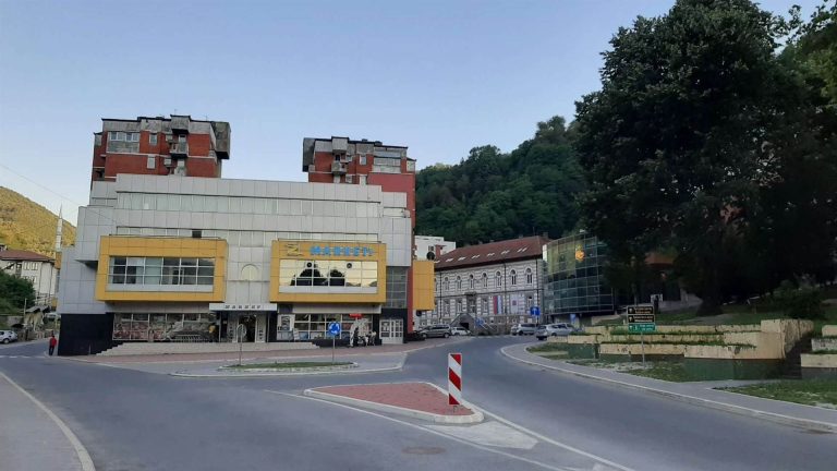 Jevtić i Perišić: S ocem i braćom krenuo prema Tuzli