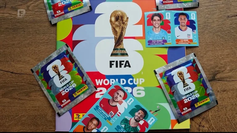 Panini manija u BiH: Građani u euforiji zbog historijskog plasmana na SP Panini manija u BiH: Građani u euforiji zbog historijskog plasmana na SP