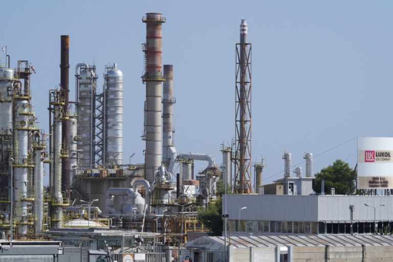 Izlazak UAE ne znači kraj OPEC-a Izlazak UAE ne znači kraj OPEC-a