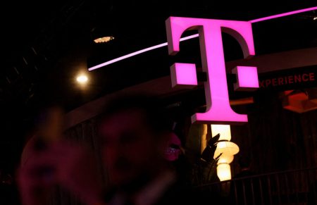 Deutsche Telekom i Rheinmetall udružuju snage u razvoju obrane od dronova