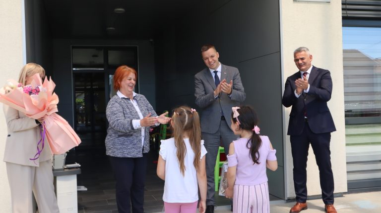 Obilazak vrtića „Beograd“: Saradnja u oblasti populacione politike i brige o djeci
