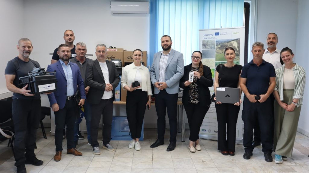 Nova oprema za jačanje kapaciteta Civilne zaštite u Distriktu