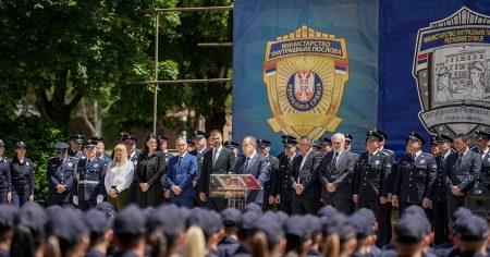 Dačić je uputio hitnu depešu svim jedinicama MUP-a Dačić je uputio hitnu depešu svim jedinicama MUP-a