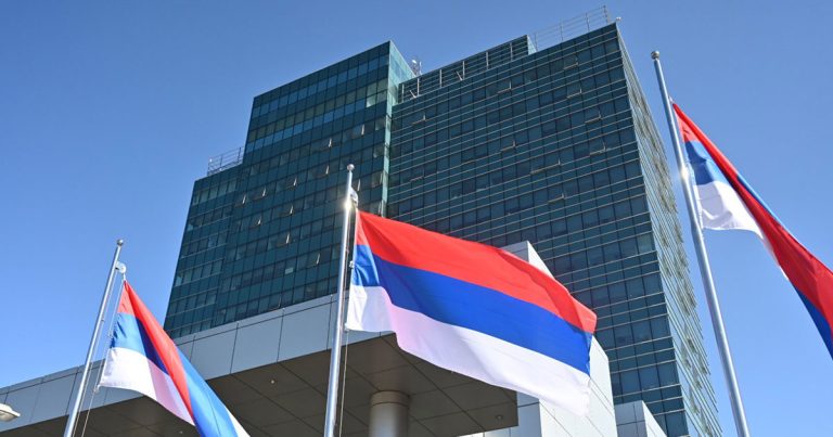 Zašto Vlada RS povlači iz procedure zakone koje predlaže po hitnom postupku? Zašto Vlada RS povlači iz procedure zakone koje predlaže po hitnom postupku?