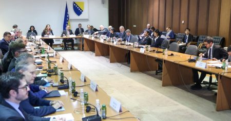 Jedva do novog imena visokog predstavnika na sjednici PIC-a Jedva do novog imena visokog predstavnika na sjednici PIC-a