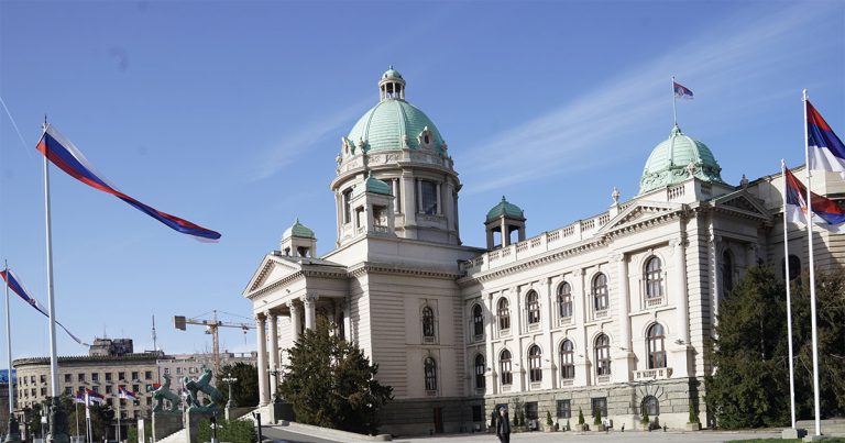 Srpski pasoš za sve koji se izjašnjavaju kao Srbi?