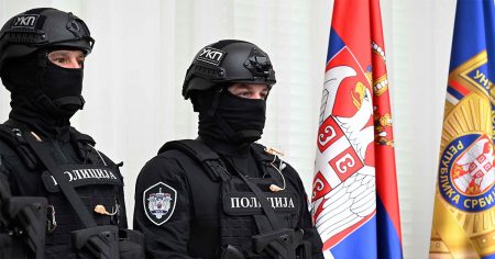 Velika zaplena u Srbiji: 20 kilograma kokaina prevezeno brodom Velika zaplena u Srbiji: 20 kilograma kokaina prevezeno brodom