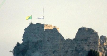 Izrael zauzeo dvorac Beaufort: Najdublji prodor u Liban u 25 godina Izrael zauzeo dvorac Beaufort: Najdublji prodor u Liban u 25 godina