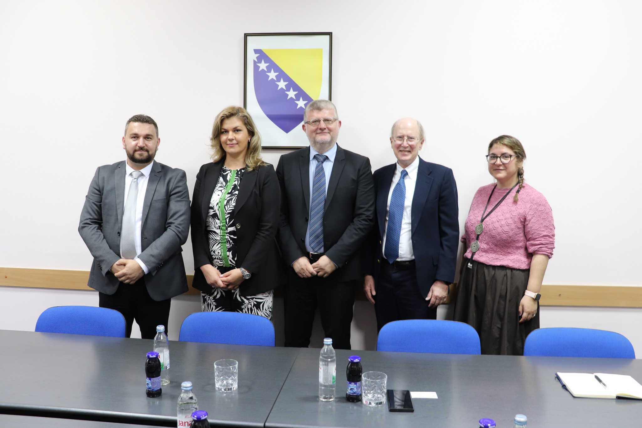 Tužilaštvo Brčko: Predstavnici Ambasade Sjedinjenih Američkih Država u BiH u posjeti Tužilaštvu Br… Tužilaštvo Brčko: Predstavnici Ambasade Sjedinjenih Američkih Država u BiH u posjeti Tužilaštvu Br…