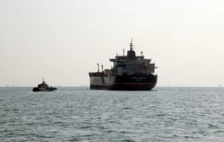 SAD preusmjerava zaplijenjene iranske tankere prema bazi Diego Garcia