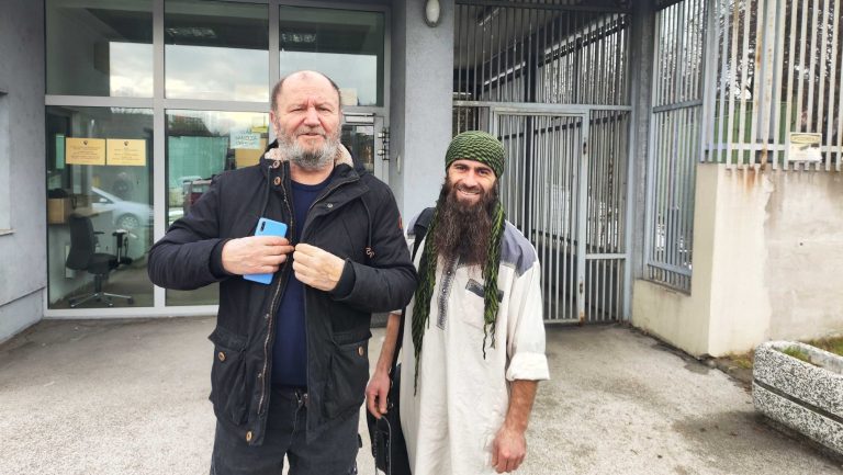 Bajrektarević: Tužilaštvo traži veću kaznu za terorizam, Odbrana ukidanje presude Bajrektarević: Tužilaštvo traži veću kaznu za terorizam, Odbrana ukidanje presude