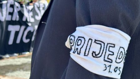 Osuđeni ratni zločinac na društvenim mrežama negira bijele trake u Prijedoru i vrijeđa Bošnjake Osuđeni ratni zločinac na društvenim mrežama negira bijele trake u Prijedoru i vrijeđa Bošnjake