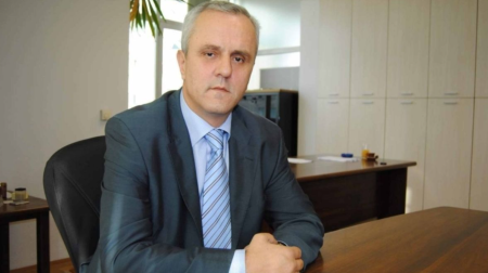Pritisak na Krnjića nije urodio plodom: Novi GP Gradiška neće biti otvoren jer su članovi Upravnog odbora UIO iz RS-a odbili podržati vraćanje duga FBiH u iznosu od 150 miliona KM Pritisak na Krnjića nije urodio plodom: Novi GP Gradiška neće biti otvoren jer su članovi Upravnog odbora UIO iz RS-a odbili podržati vraćanje duga FBiH u iznosu od 150 miliona KM