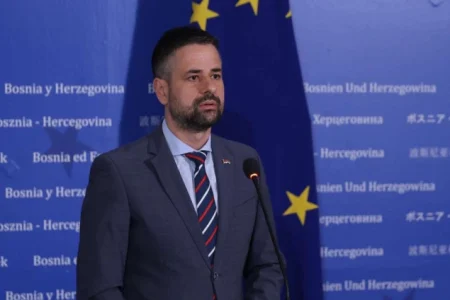 Amidžić o Planu rasta: Nećemo izgubiti milijardu KM evropskog novca, već milijardu kredita Amidžić o Planu rasta: Nećemo izgubiti milijardu KM evropskog novca, već milijardu kredita