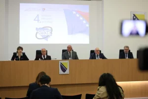 Članovi CIK-a BiH pojasnili nove tehnologije: Više se neće moći glasati umjesto drugih ili preminulih osoba