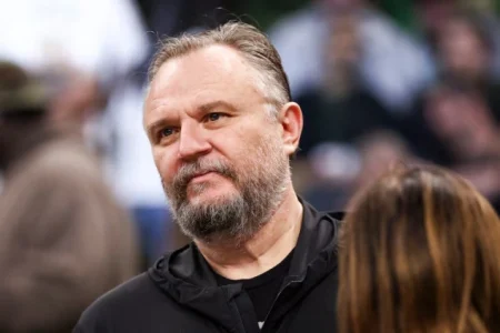 Sixersi smijenili direktora, ali zadržali trenera