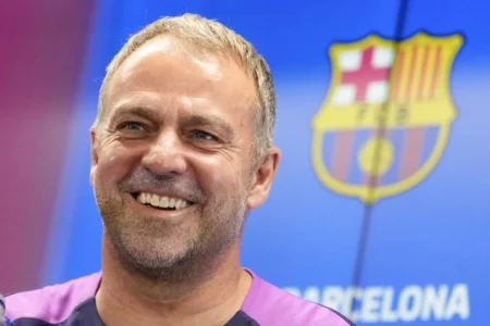 Hansi Flick produžio ugovor sa Barcelonom