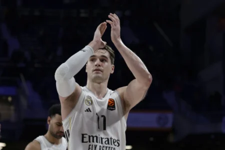 Hezonja se pridružio Perezu u ponižavanju novinara Hezonja se pridružio Perezu u ponižavanju novinara