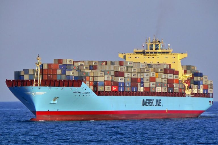 Maersk upozorava: Otvaranje Hormuškog moreuza neće odmah smanjiti troškove transporta