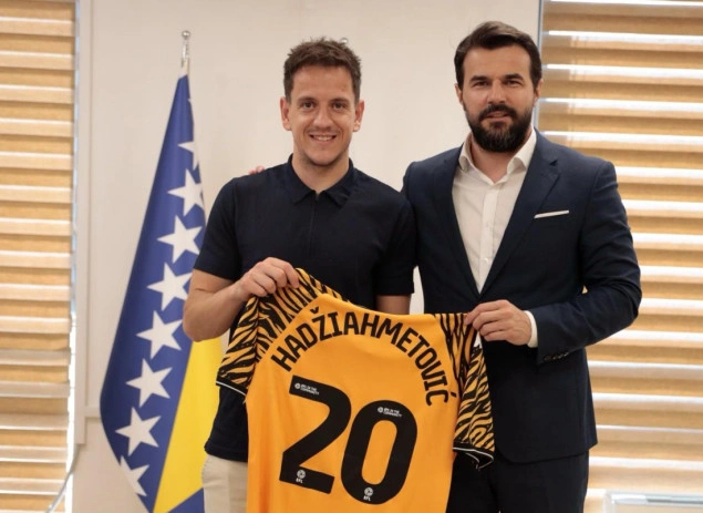 Sa Ilidže na Wembley: Hadžiahmetović posjetio načelnika Muzura uoči najskuplje utakmice Sa Ilidže na Wembley: Hadžiahmetović posjetio načelnika Muzura uoči najskuplje utakmice
