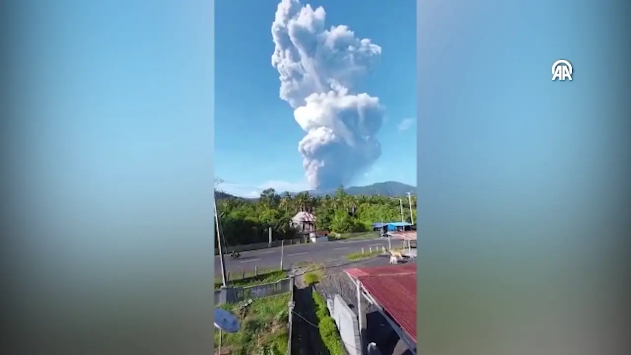 Indonezija spašava planinare nakon erupcije vulkana u kojoj su poginule tri osobe