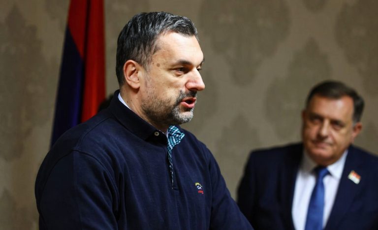 Konakovićevo „bagerisanje Dodika: „Schmidt neće otići, to smo sve iskontrolisali. Dodik je izolovan, eliminisan, osujetili smo mu planove. Ne bi bilo loše da mogu reći da sam ga baš ja spakovao… Konakovićevo „bagerisanje Dodika: „Schmidt neće otići, to smo sve iskontrolisali. Dodik je izolovan, eliminisan, osujetili smo mu planove. Ne bi bilo loše da mogu reći da sam ga baš ja spakovao…