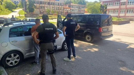 U akciji Cilj lišeno slobode osam osoba, sumnja na polaganje vozačkih ispita na nezakonit način U akciji Cilj lišeno slobode osam osoba, sumnja na polaganje vozačkih ispita na nezakonit način