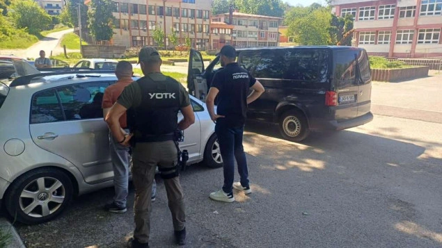 U akciji Cilj lišeno slobode osam osoba, sumnja na polaganje vozačkih ispita na nezakonit način U akciji Cilj lišeno slobode osam osoba, sumnja na polaganje vozačkih ispita na nezakonit način