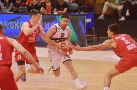 Košarkaši Slobode i Širokog u polufinalu play-offa Košarkaši Slobode i Širokog u polufinalu play-offa