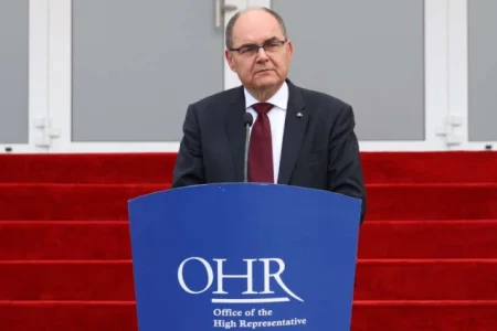 OHR potvrdio: Schmidt donio ličnu odluku da okonča svoju službu u provedbi mira u BiH