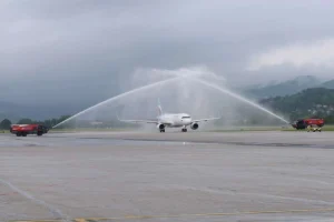 Na Međunarodnom aerodromu Sarajevo dočekan prvi avion na relaciji Berlin – Sarajevo