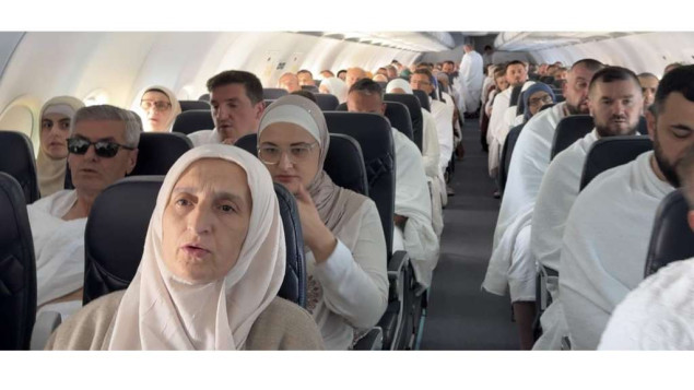 Prvi avion sa bh. hadžijama sletio u Saudijsku Arabiju – Večeras obavljaju umru u Haremu